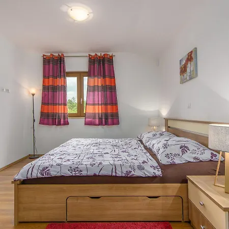 Cozy In Zbandaj With Swimming Pool Villa *